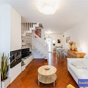 Porzione di Casa In Vendita a Castel d'Azzano