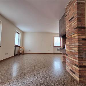 4 o più locali In Vendita a Villafranca di Verona