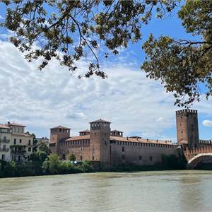Appartamento In Vendita a Verona