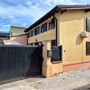 Villetta schiera In Vendita a Villafranca di Verona