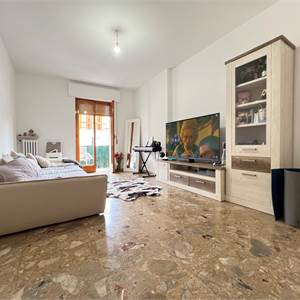 3 locali In Vendita a Villafranca di Verona