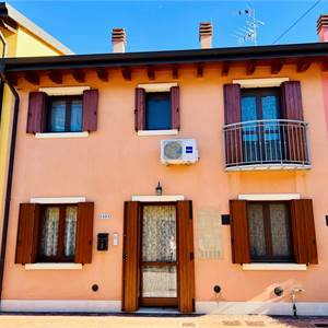 3 locali In Vendita a Villafranca di Verona