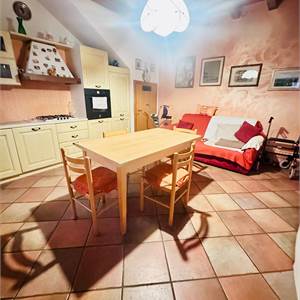 2 locali In Vendita a Villafranca di Verona