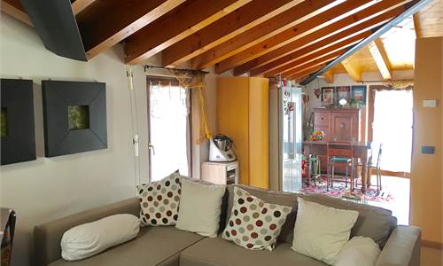 AMPIO E RECENTE BILOCALE