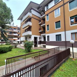 2 locali In Vendita a Verona