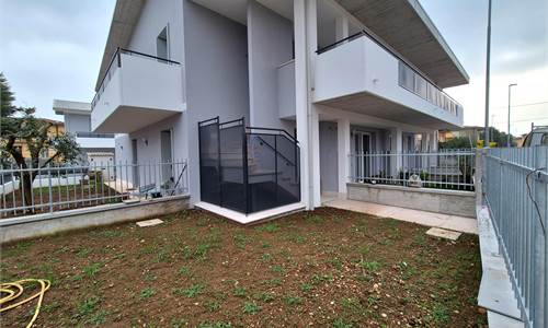 ESCLUSIVO QUADRILOCALE CON TERRAZZO ABITABILE E GARAGE DOPPIO !