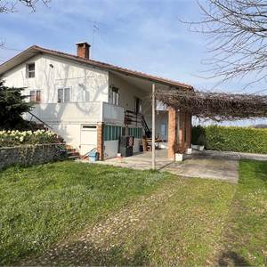 Villa In Vendita a Sommacampagna