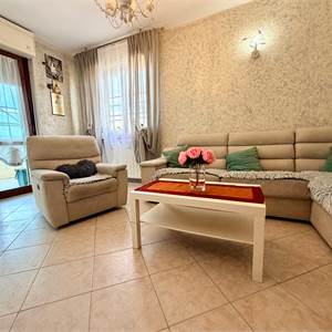 4 o più locali In Vendita a Bussolengo