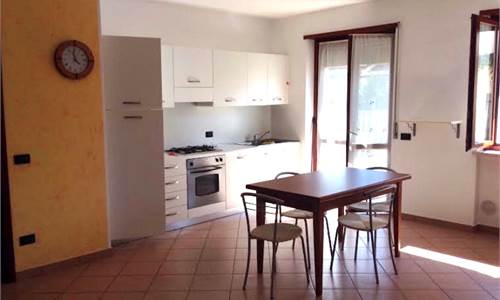 2 locali In Vendita a Villafranca di Verona