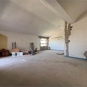 3 locali In Vendita a Villafranca di Verona