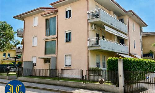 QUADRILOCALE CON GARAGE DOPPIO IN CENTRO A VILLAFRANCA 