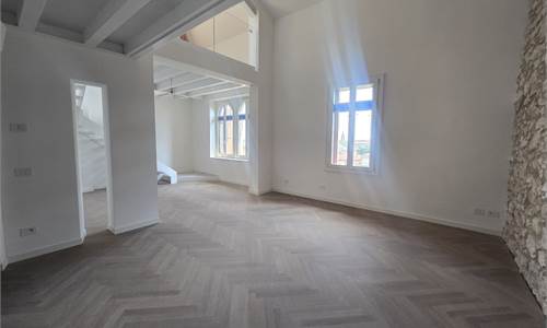 Appartamento in Vendita a Verona (VR)