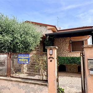 Villa In Vendita a Mozzecane