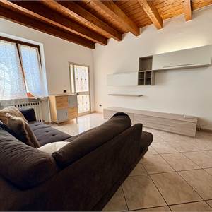 2 locali In Vendita a Nogarole Rocca